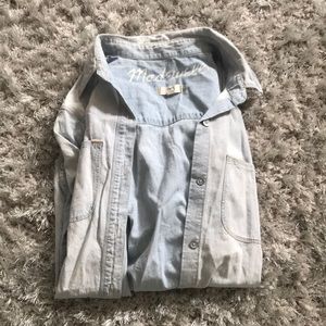 BEAUTIFUL Madewell chambray top